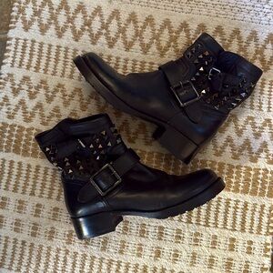 Authentic Valentino Rock Stud moto Garavani booties- re-soled! Sz 33/7.5